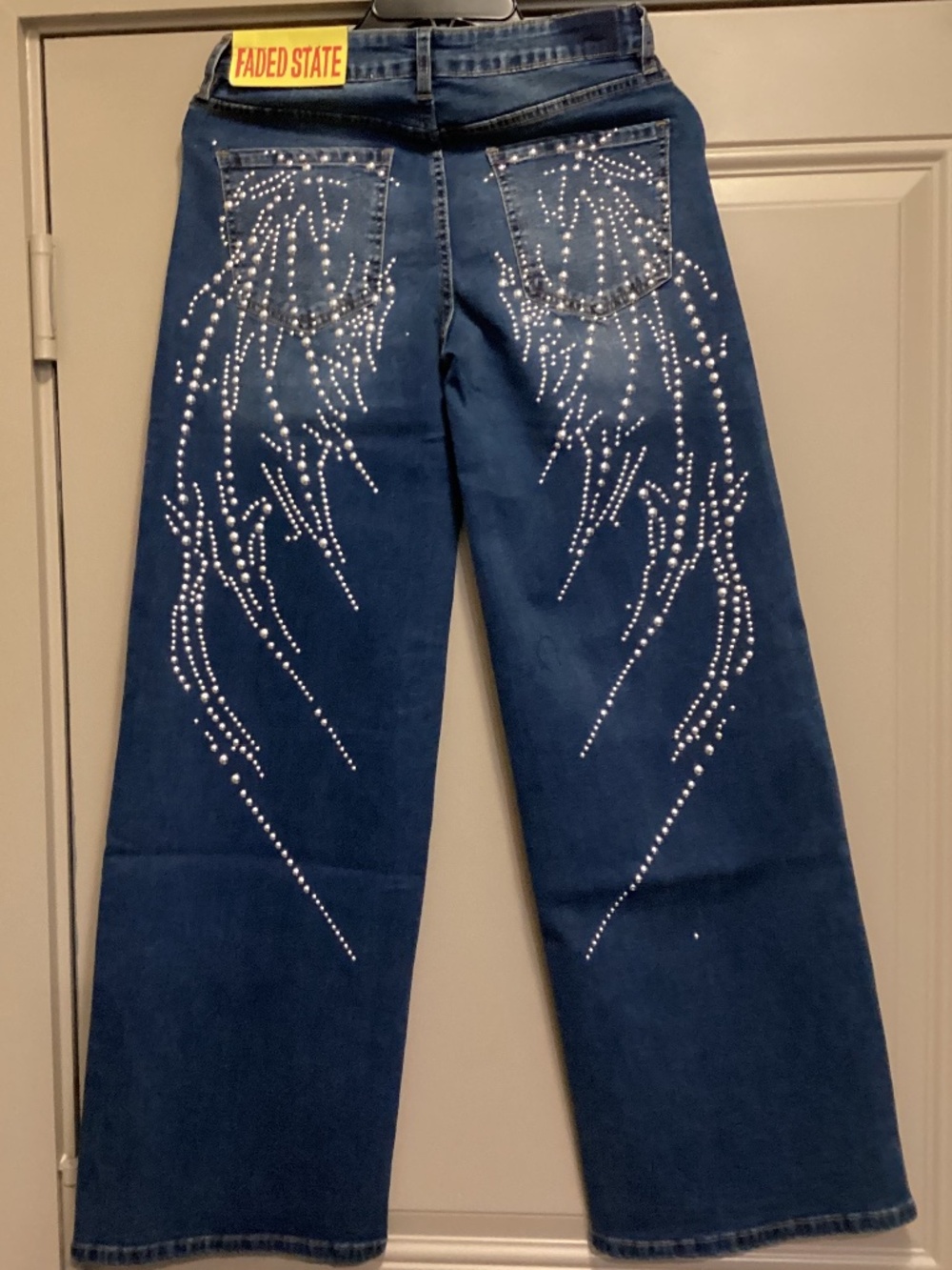 Faded State low-rise wide-leg, size 7